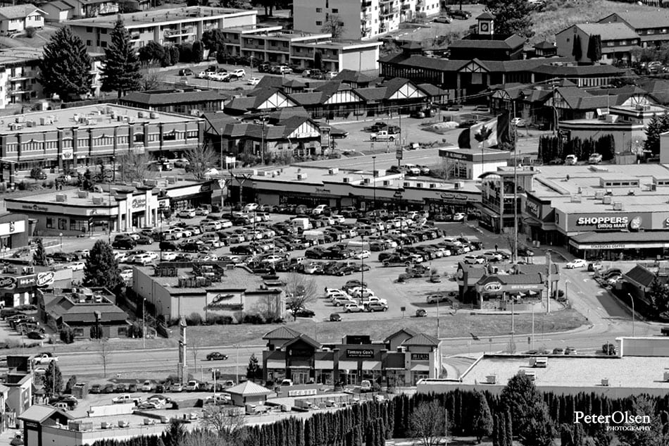 Kamloops black and white photo of the city with cars